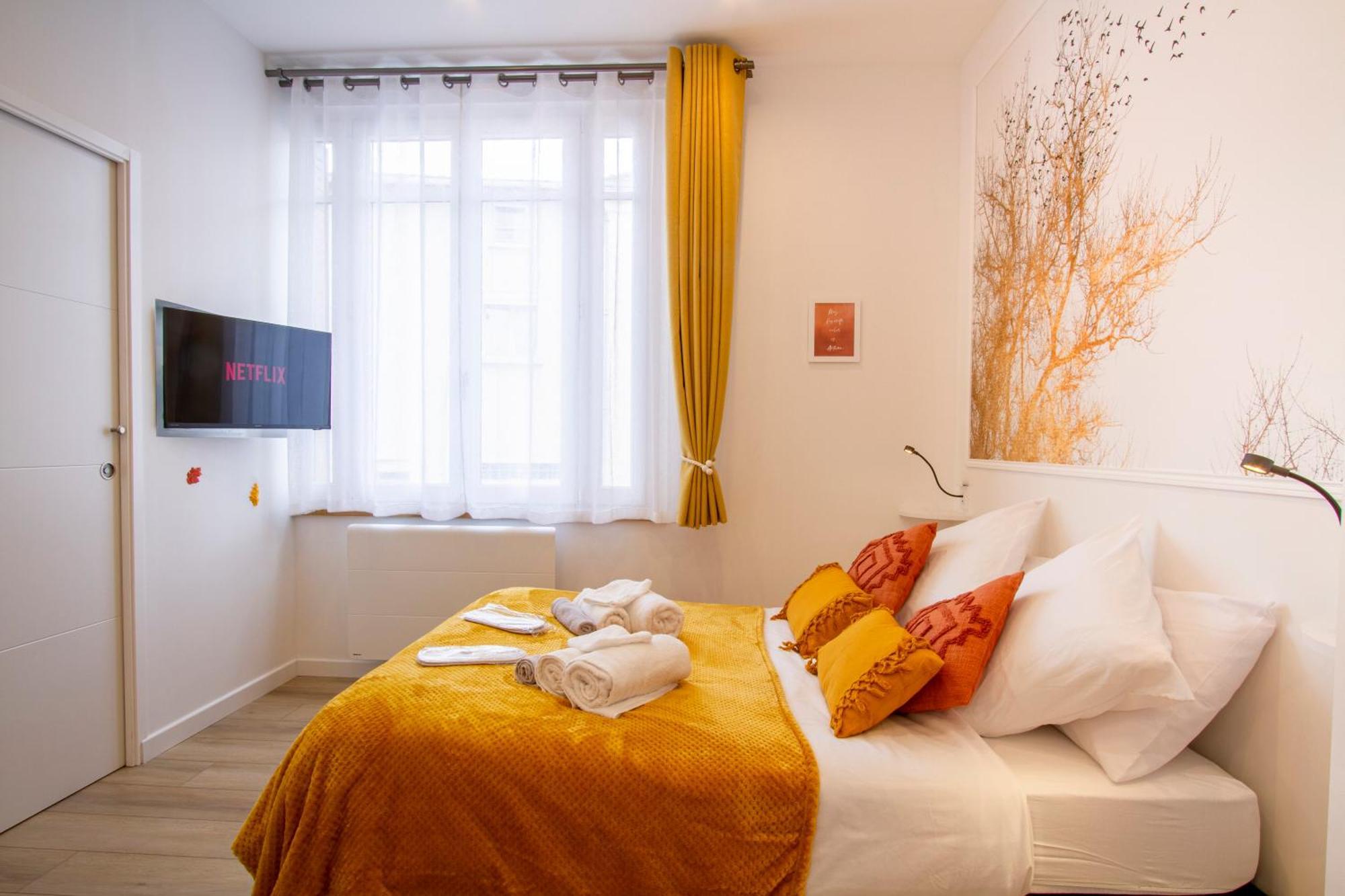 Promenade D'Automne - Netflix & Wifi - Climatisation- Parking Gratuit - Check-In 24H24 - Emplacement Velos - Goodmarning 香槟沙隆 外观 照片